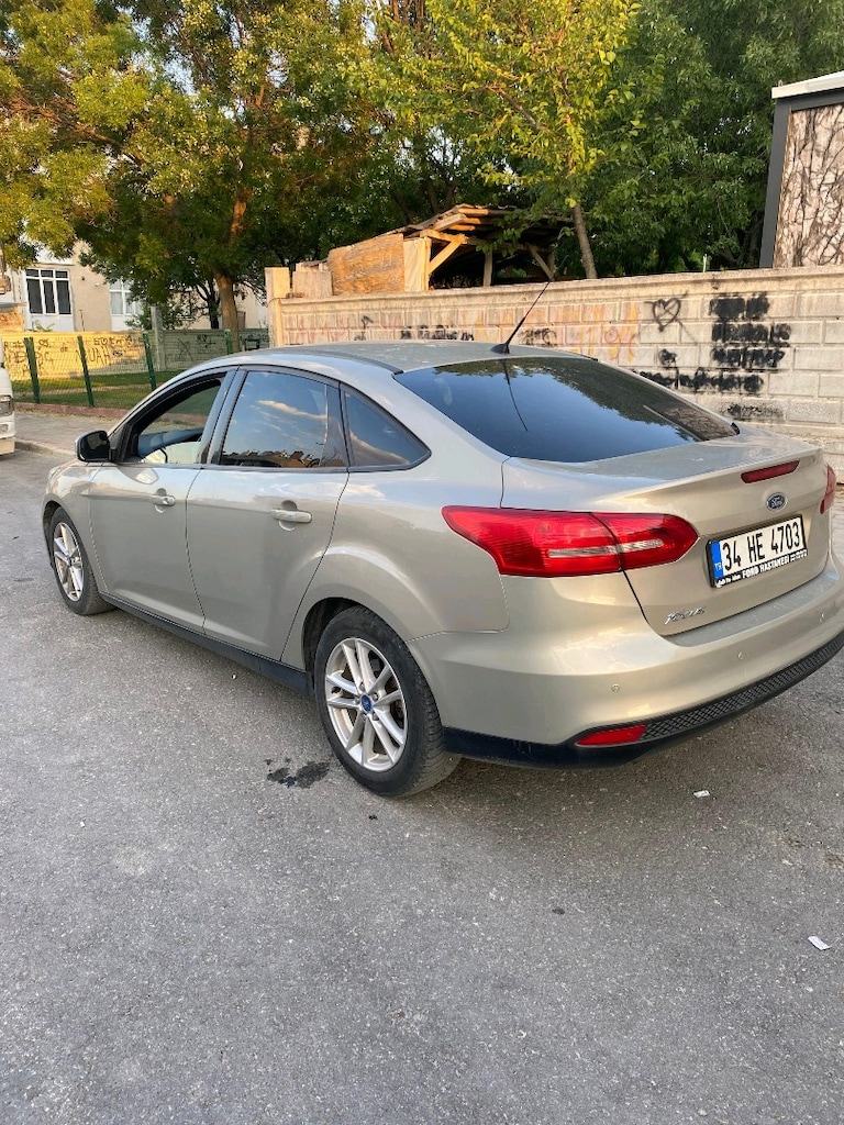 Ford focus - 7