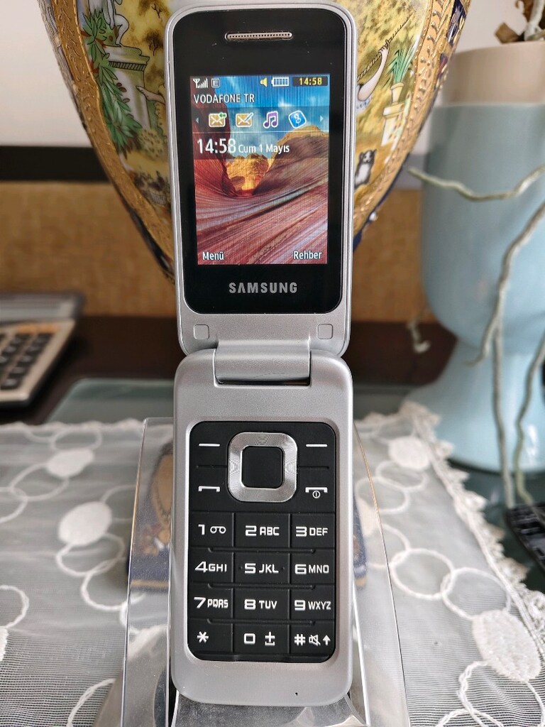 SAMSUNG GT-C3520 - 2