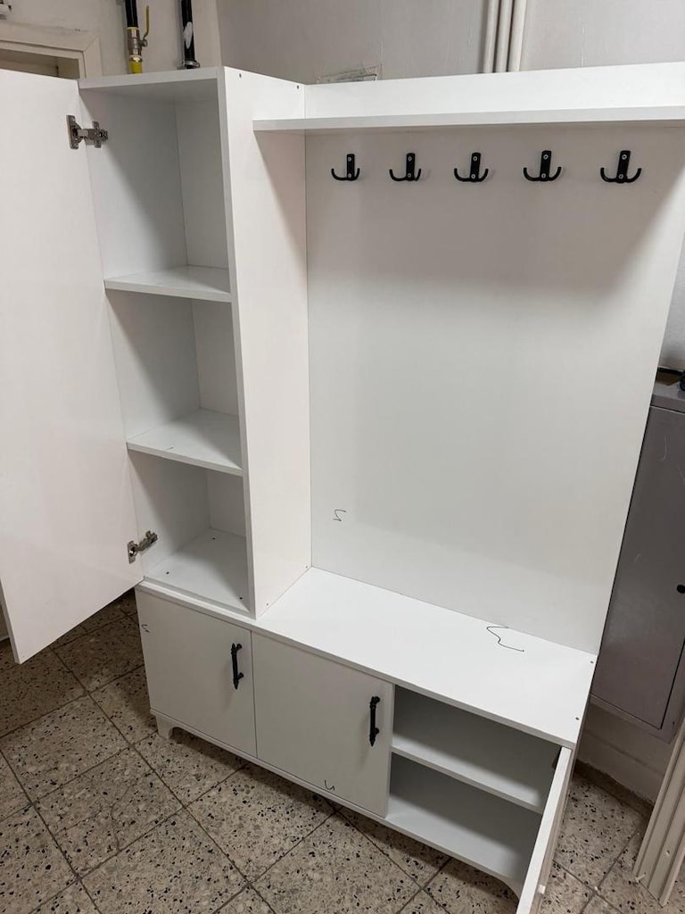 Vestiyer dolabı - 2