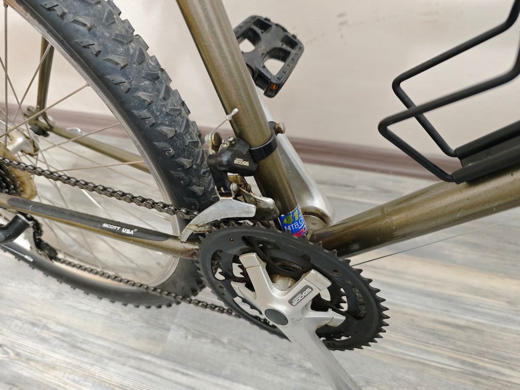 Scott 21 vites 26" jant MTB Bisiklet İzmir içi elden teslim - 9