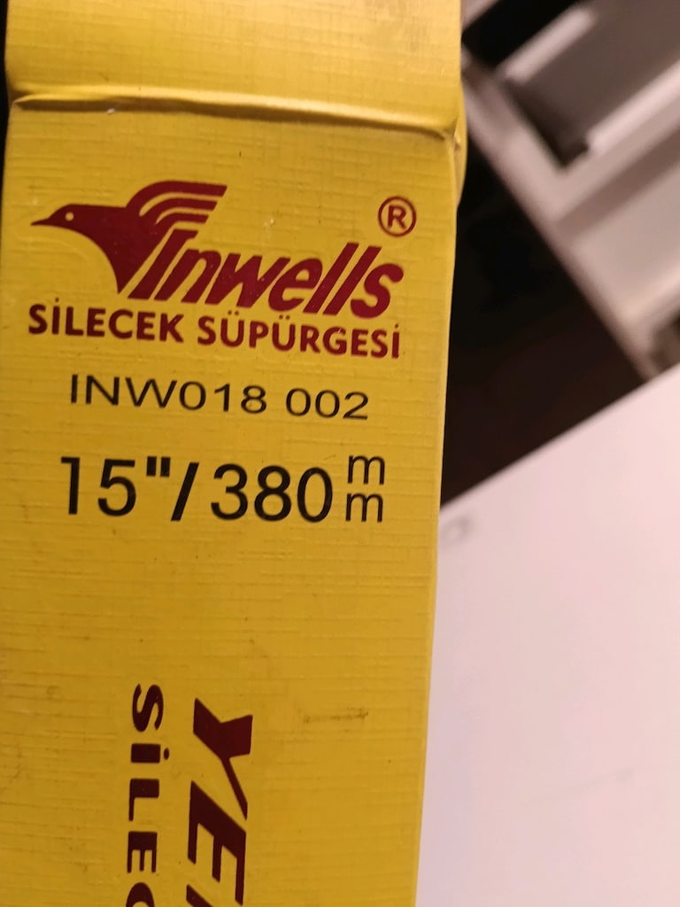 ÜNİVERSAL ARAÇ CAM SİLECEĞİ 38 CM - 3