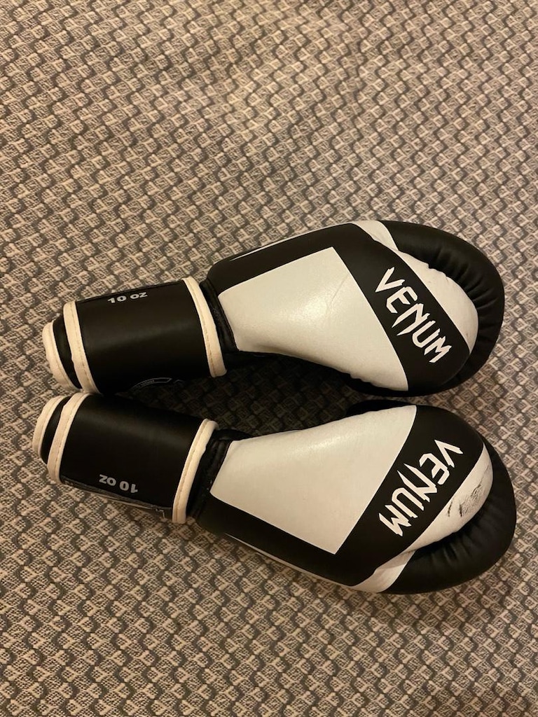 Venum Box Eldiveni- 10oz - 2
