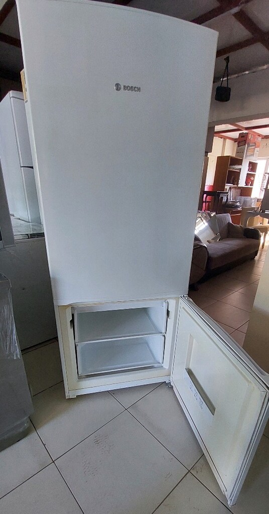BOSCH NOFROST BUZDOLABI - 7