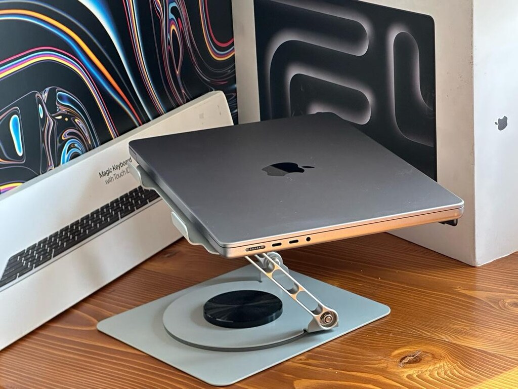 Macbook pro M3 çipli 512 gb ssd 8 gb ram pil saülığı çok iyi 14” - 7