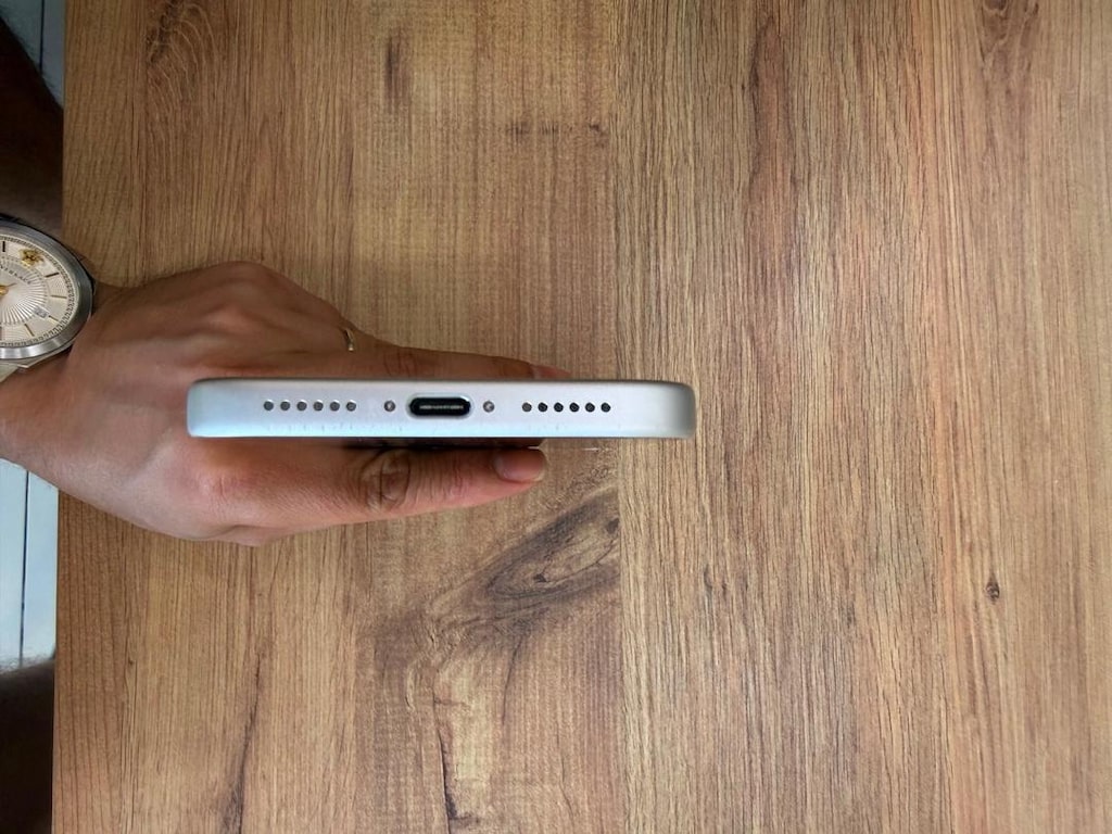 iPhone 17 pro max - 3