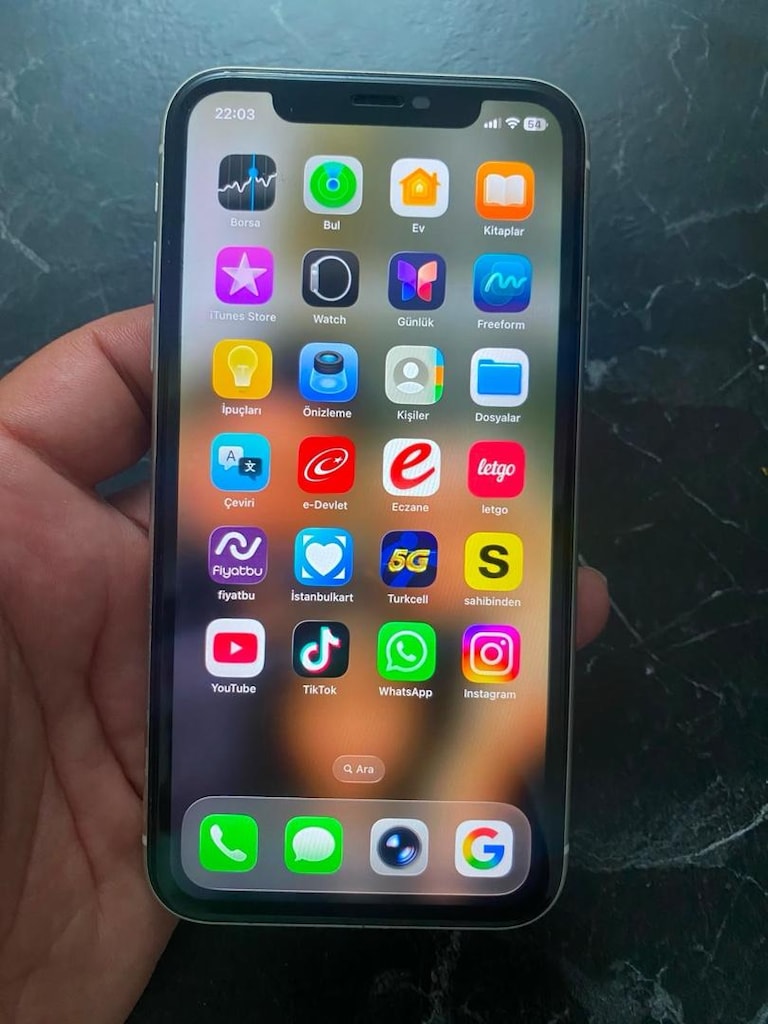 iPhone 11 - 7