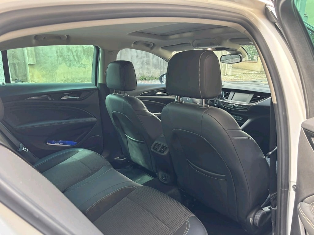 opel insignia - 4