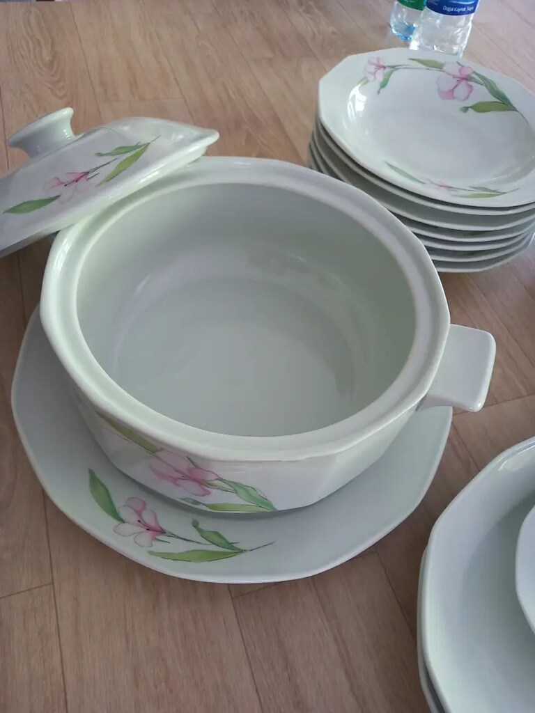 Sekiz kişilik porselen yemek takımı - 5