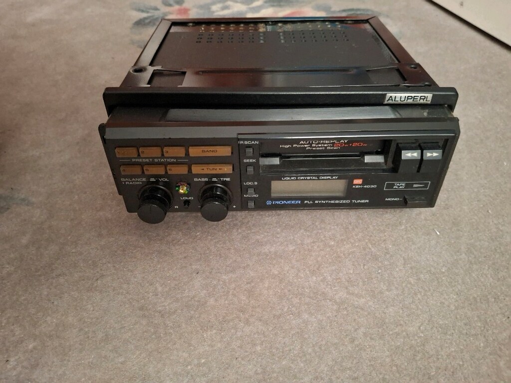 PIONEER KEH-4030 OTO RADYO-TEYP İ - 4