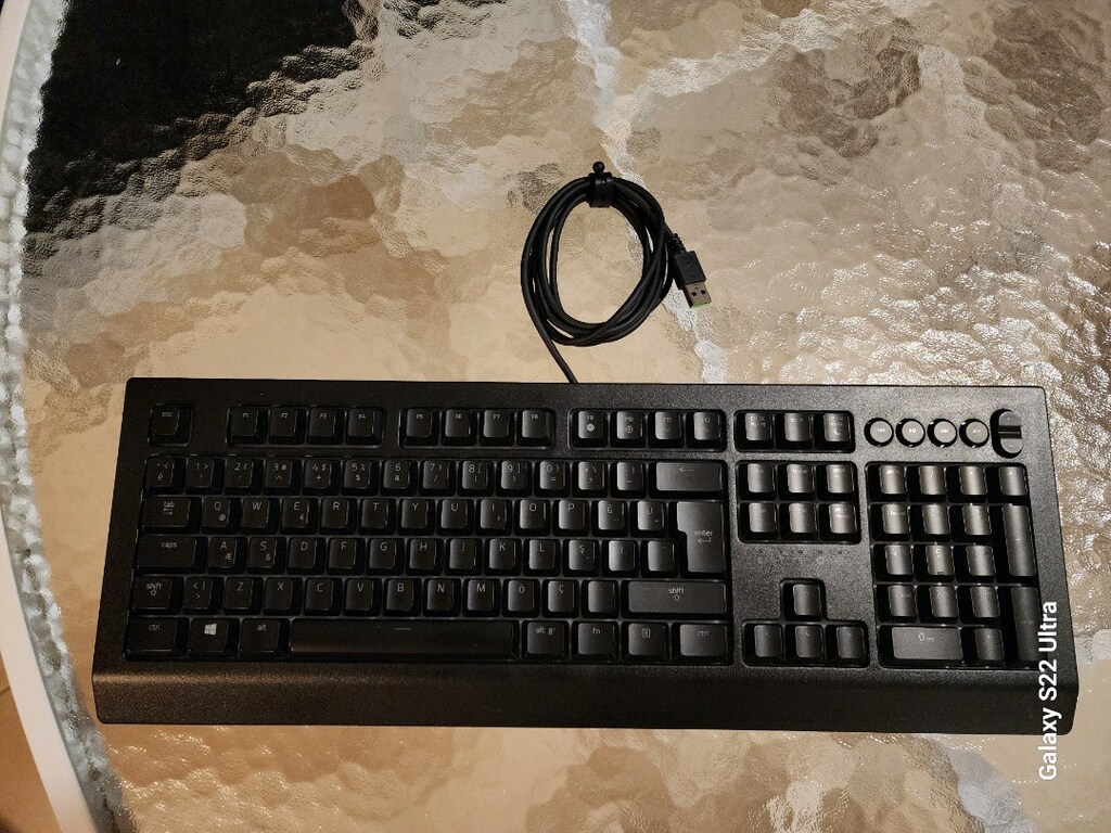 Razer Cynosa V2 RGB Klavye Sıfır Ayarında - 3