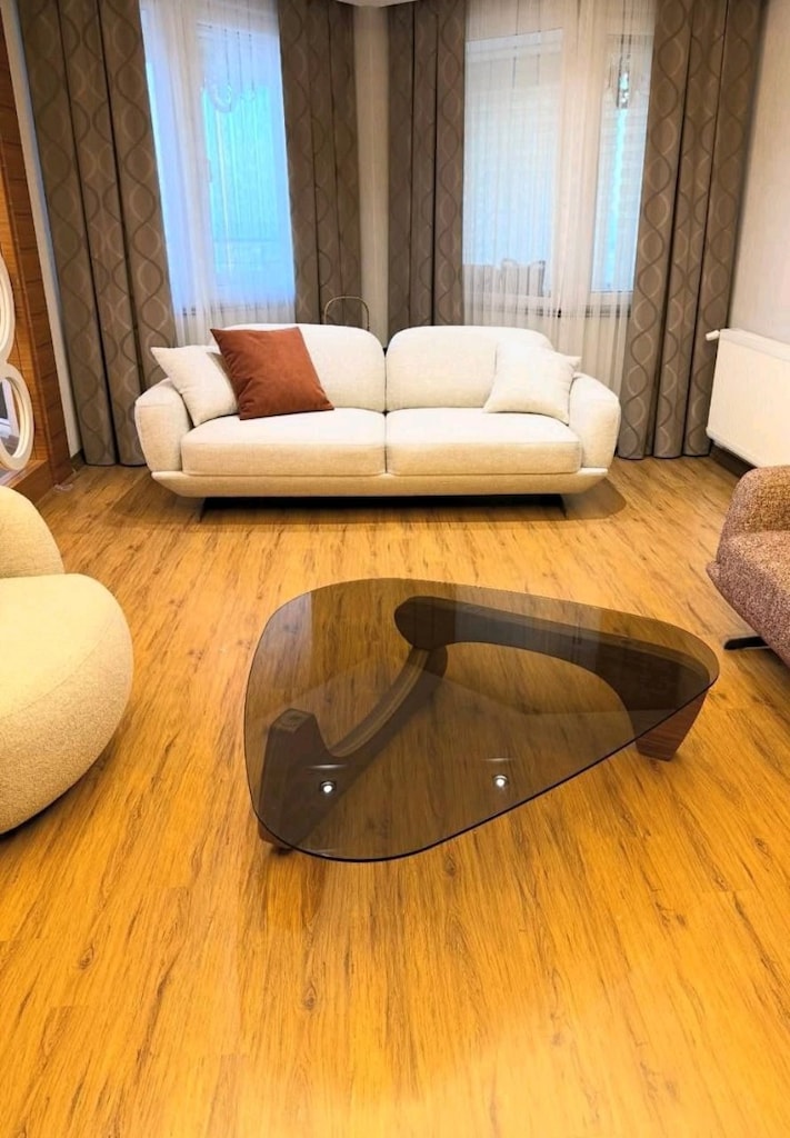 Beyaz eşya ve koltuk takımı - 3