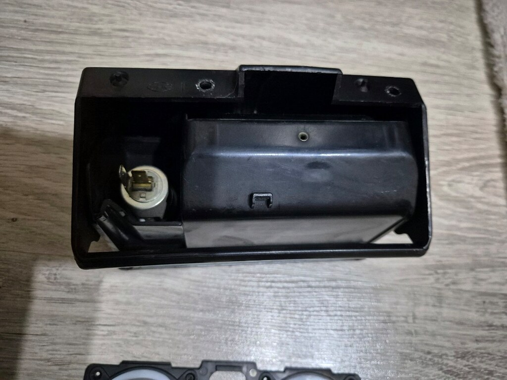 w124 küllük ve çakmaklık iç donanım - 3