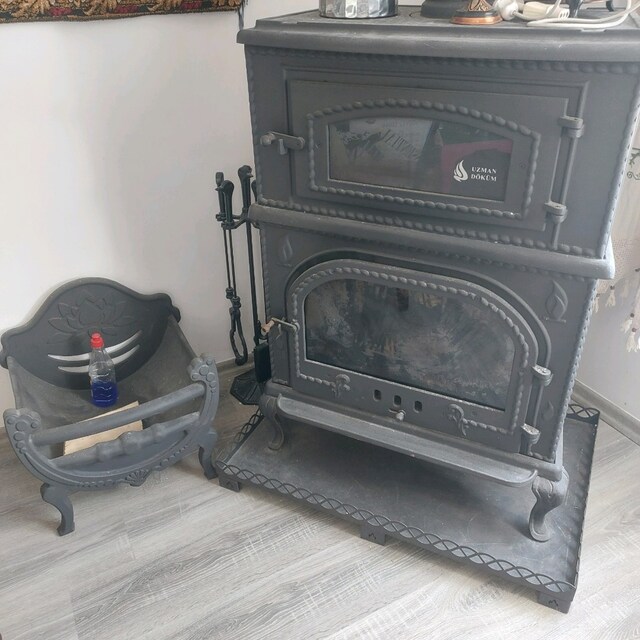 açıklamayı oku. döküm soba ve aksesuarları