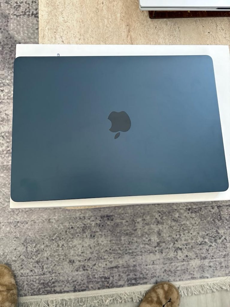 Apple MacBook Air M2 15,3” Gece Mavisi - 2