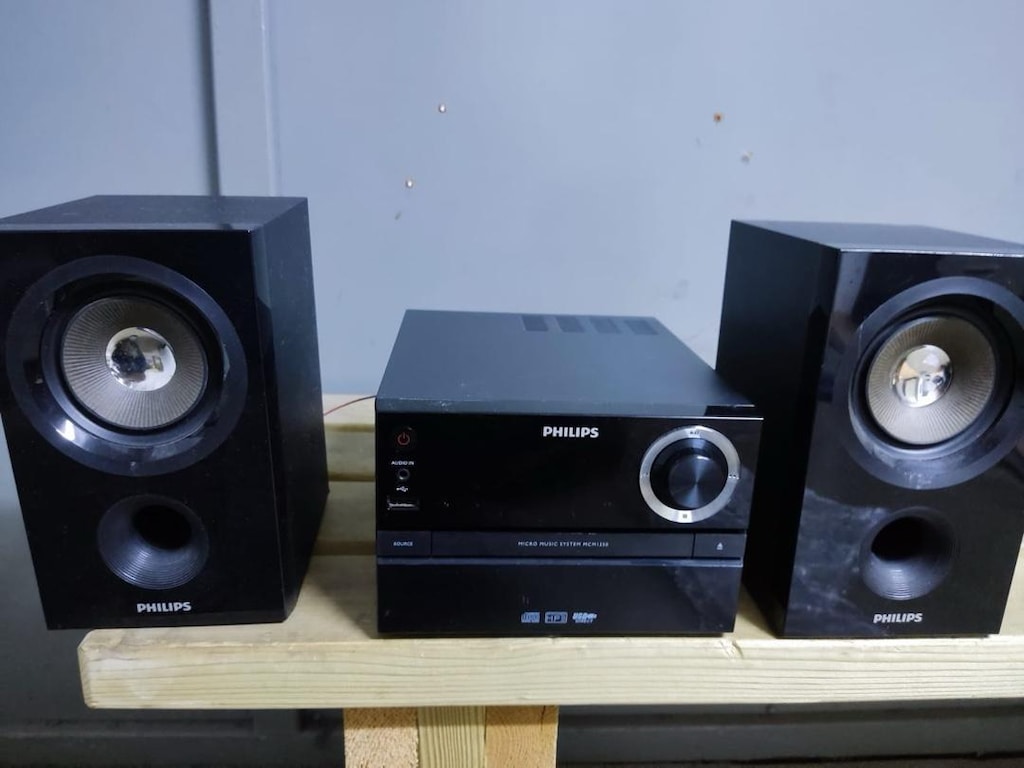 Philips MCM1350 30 W Mikro Müzik Seti - 2