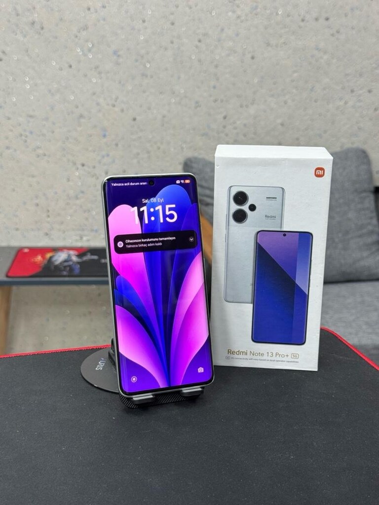 Redmi note 13 pro Plus 12 rem 512 Gb kutulu faturalı garantisi devam - 2