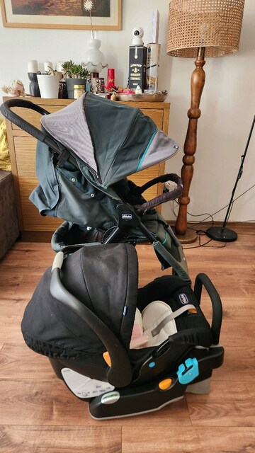 chicco travel set