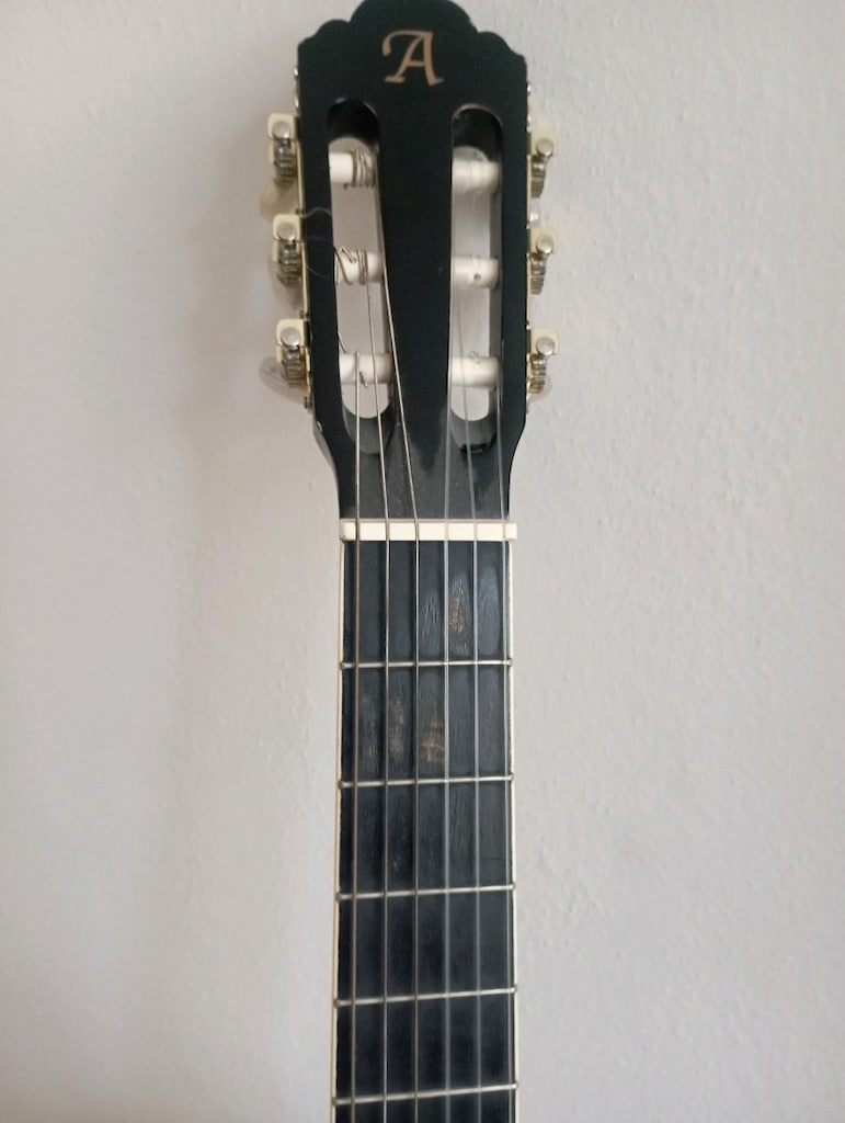 Siyah Cutaway Elektro Klasik Gitar - Andantino C-924C - 4
