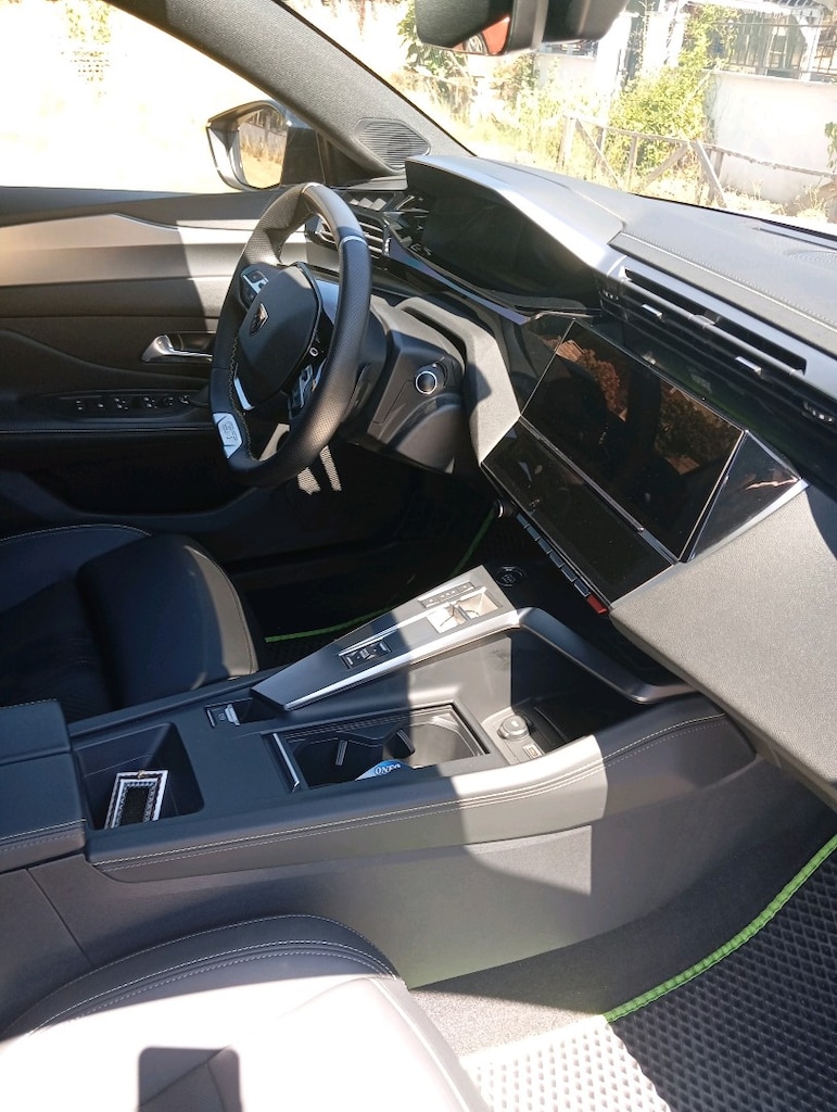 2023 model 408 Peugeot - 4