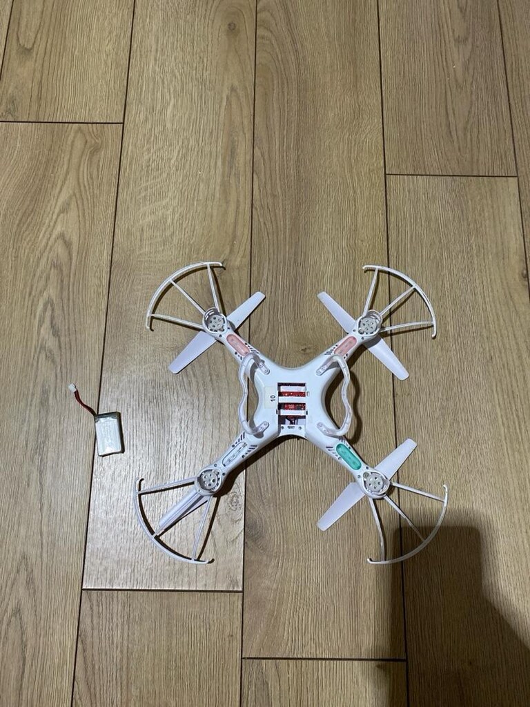 dron zyma. x5c. 2.4g dron - 5