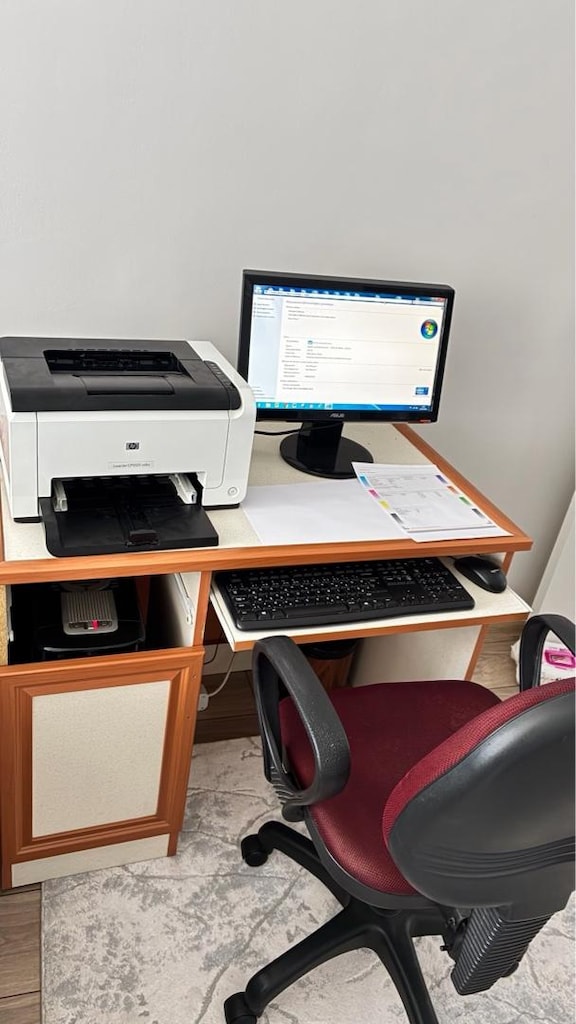 Hazır Ofis Seti – Bilgisayar + HP Renkli Lazer Yazıcı + Masa+Sandalye