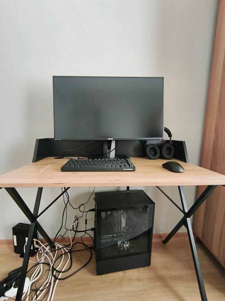 r7 7800x3d rtx5060 asus 280hz monitor oyuncu bilgisayar