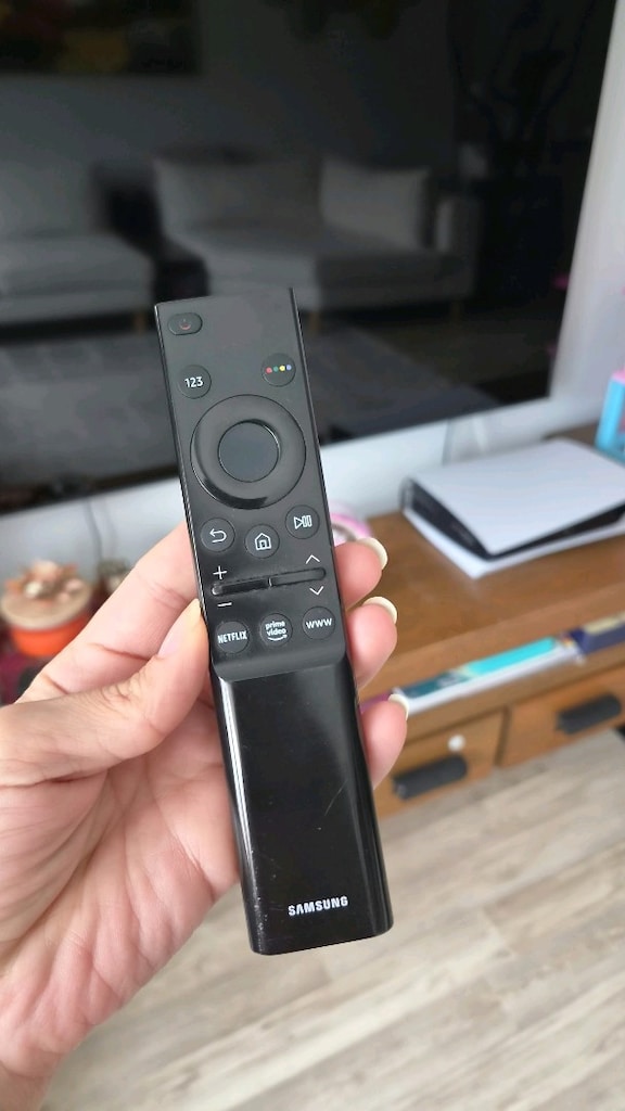 Samsung 65AU7000 Uydu Alıcılı 4K Ultra HD 65 inç Smart LED TV - 4