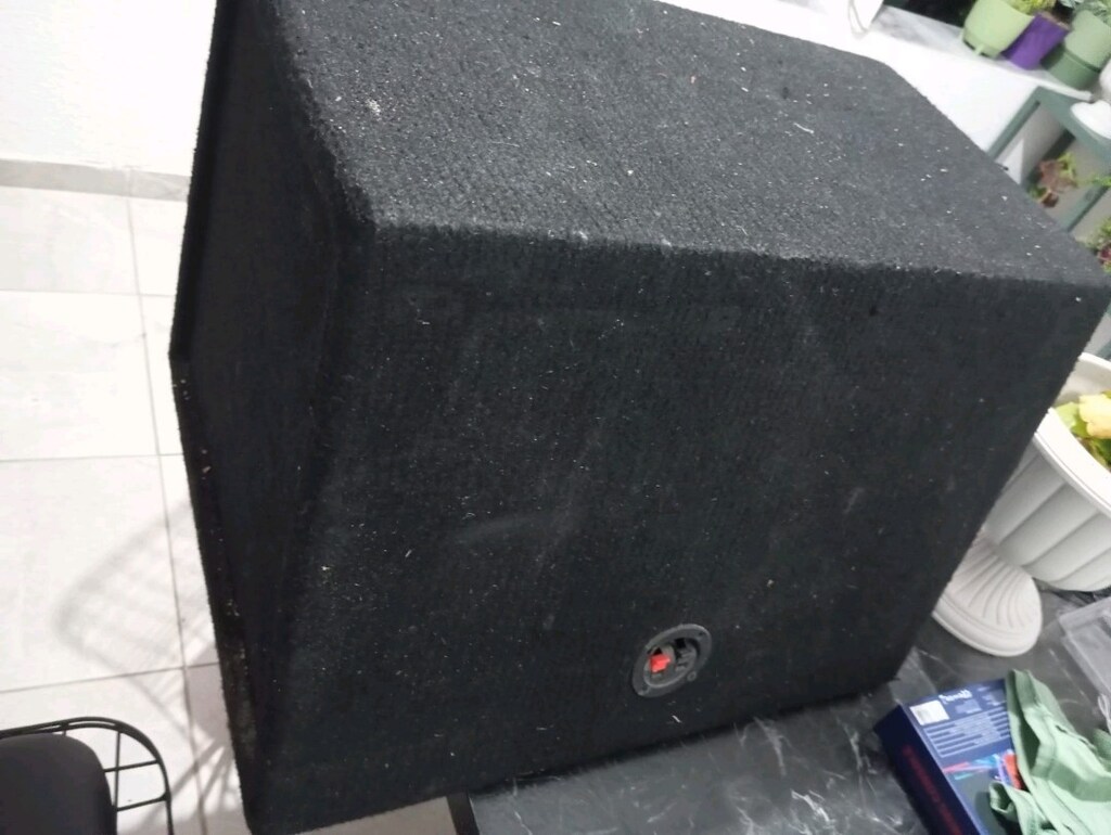JBL bas - 2