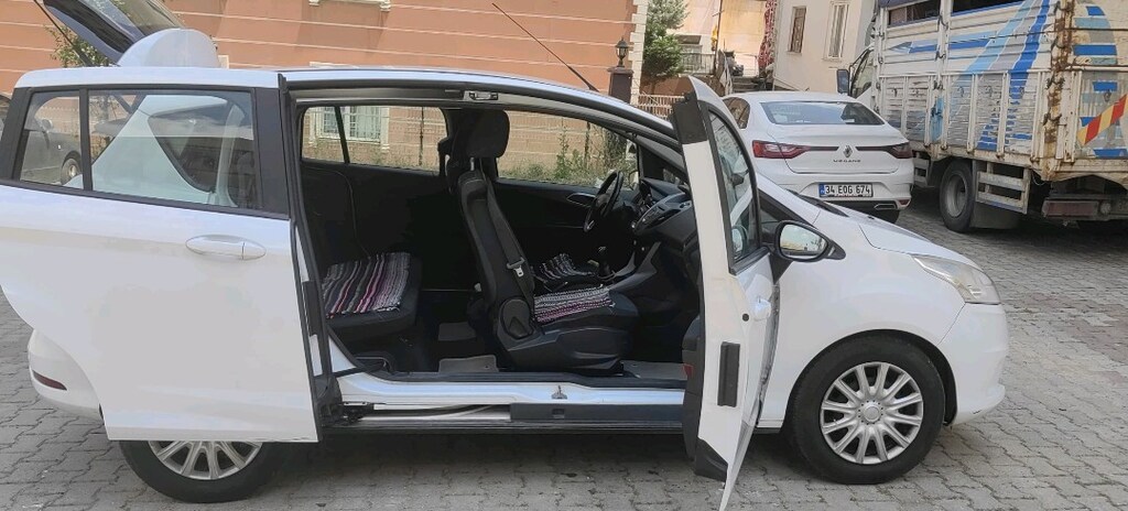 2015 model Düşük km Aile arabası - 10