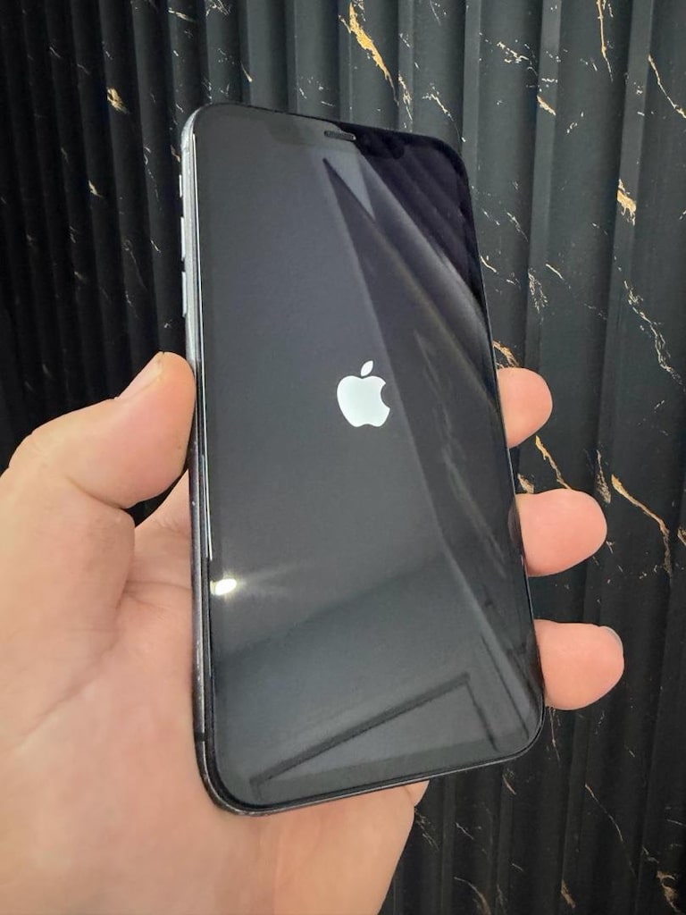 İphone 11 64 GB Türkiye Siyah Renk TR Sorunsuz Face İD Aktif - 6