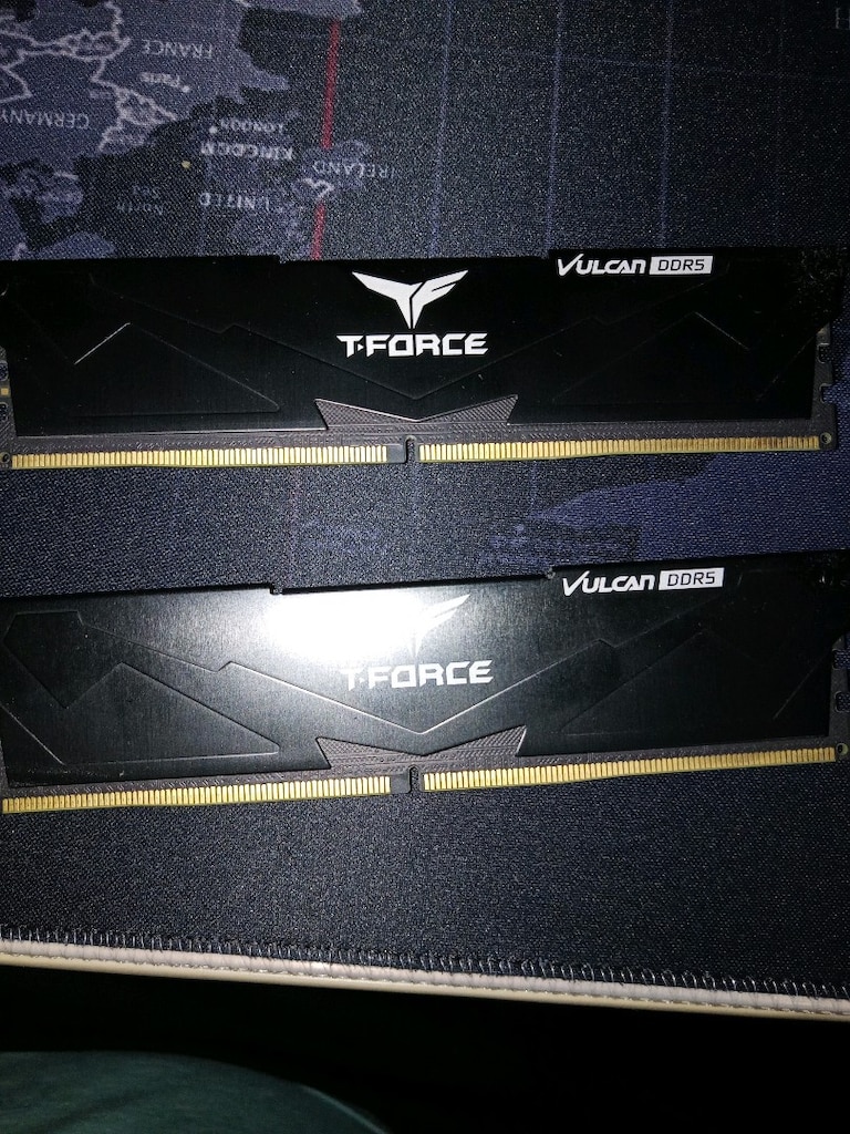 DDR5 2x8 Ram.T Force Vulcan Black Gaming - 9