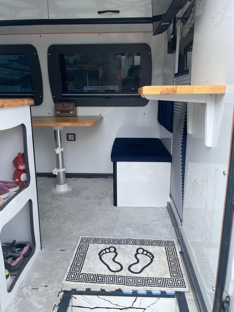 MOTOKARAVAN - 11