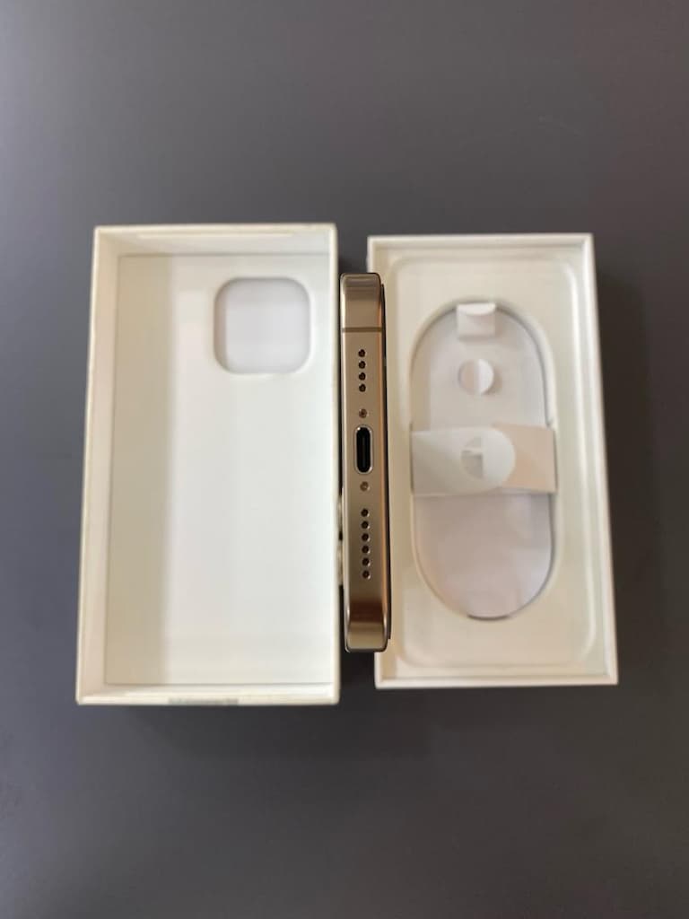 IPHONE 16 PRO MAX 256 GB ÇÖL TİTANYUM HATASIZ TERTEMİZ - 5