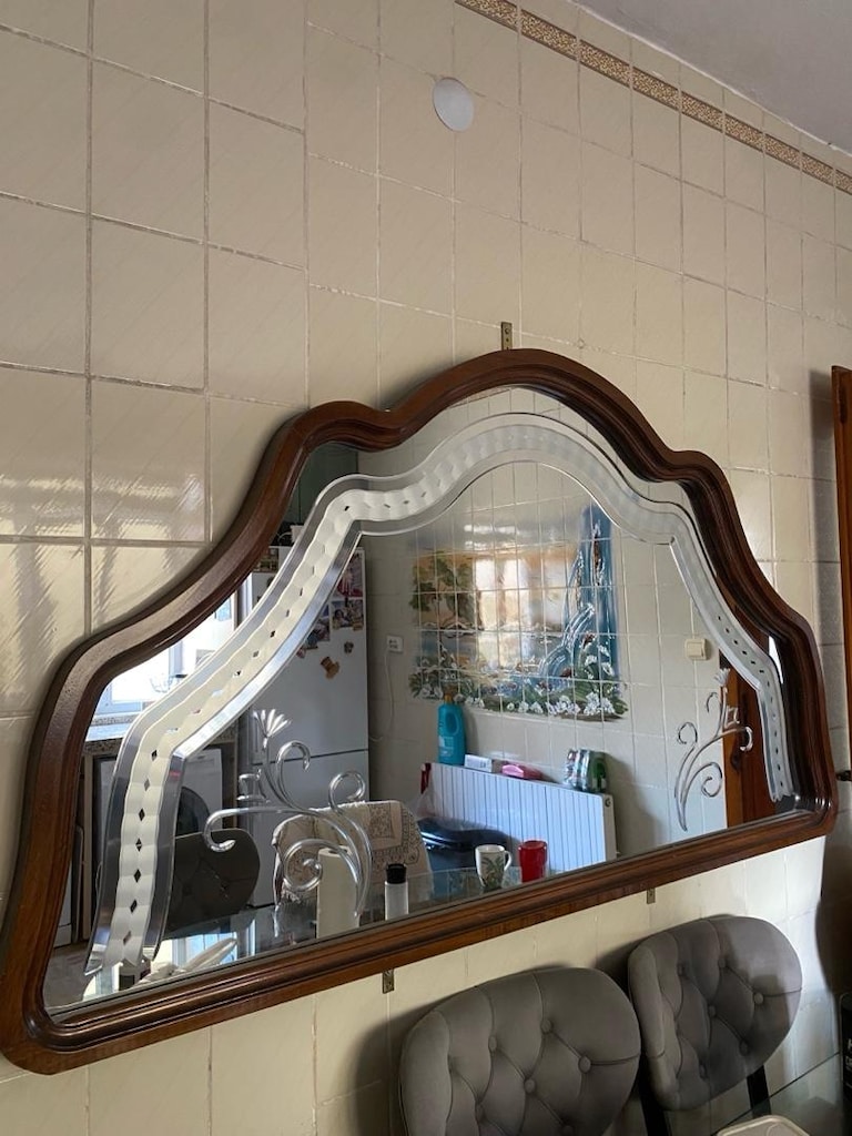 Klasik Ahşap Çerçeveli, Özel İşlemeli Şık Duvar Aynası - 2