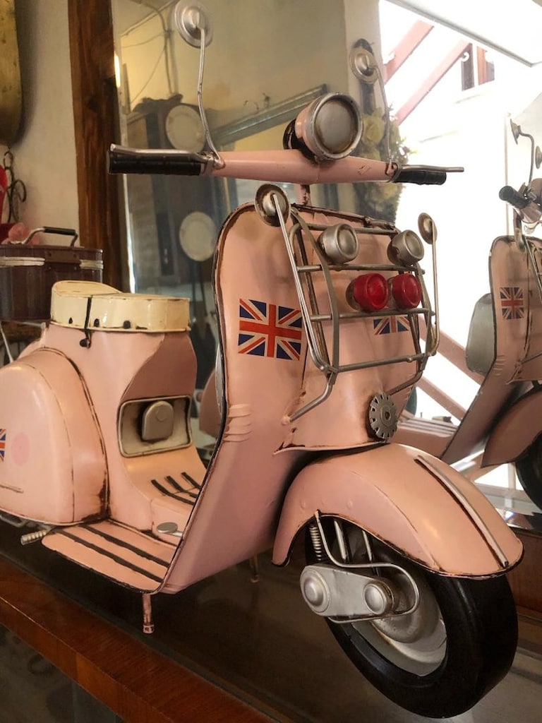Dekoratif Retro Metal Maket Vespa Scooter Motosiklet Biblo - 2
