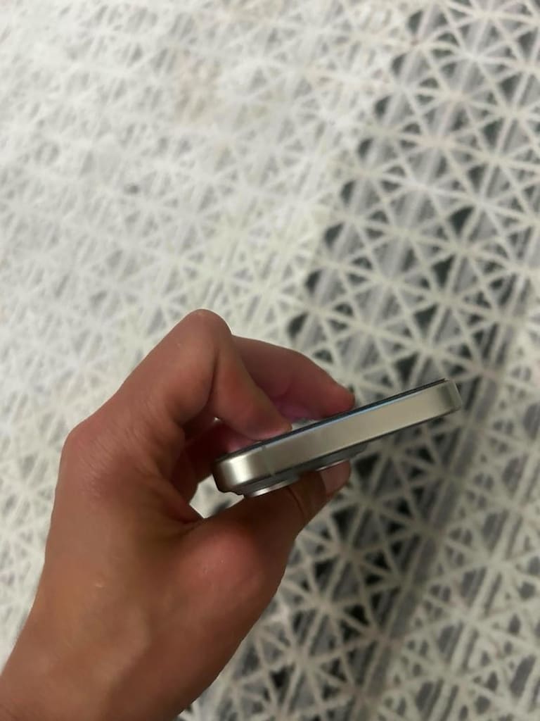 iPhone 15 pro yd - 4