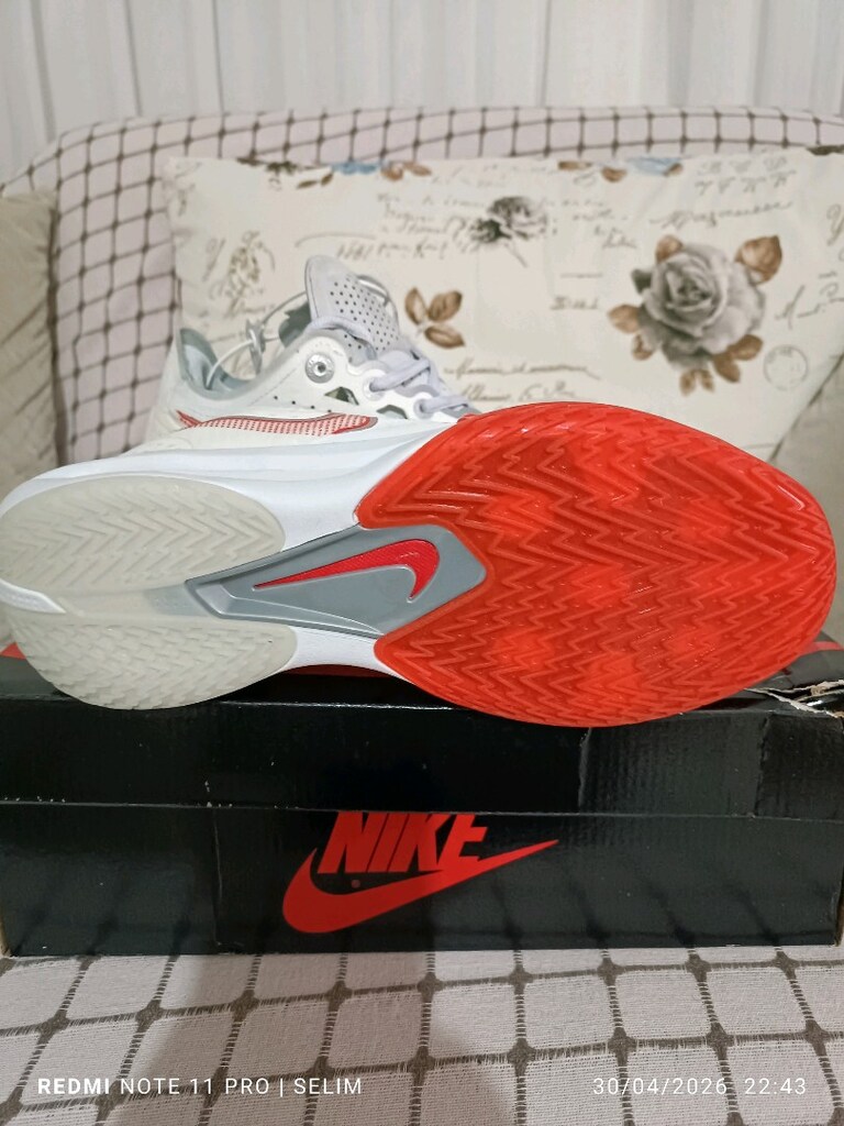 Nike G. T Cut 03 Basketbol - 2