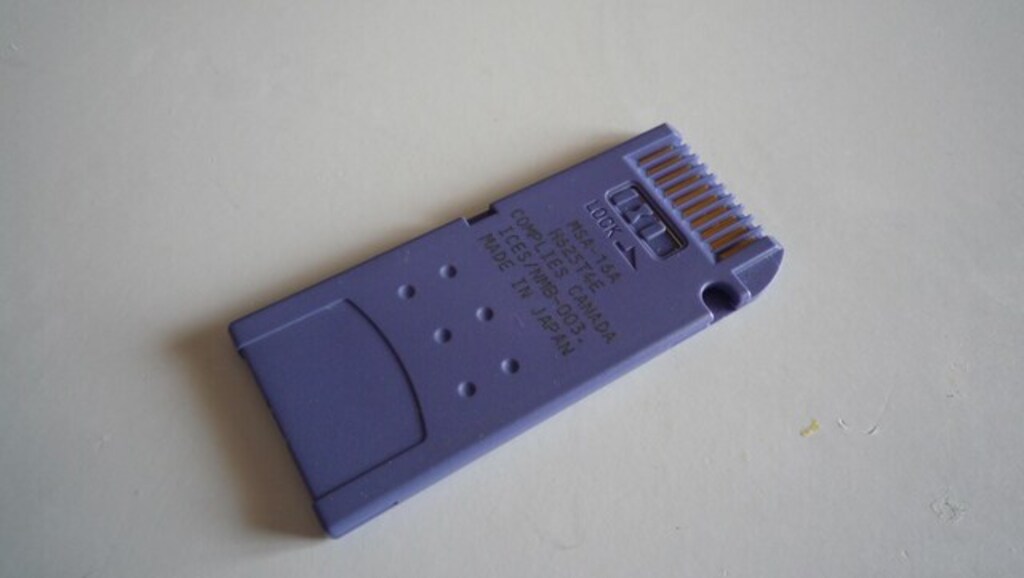 Sony 16 MB Memory Stick Hafıza Kartı - 2