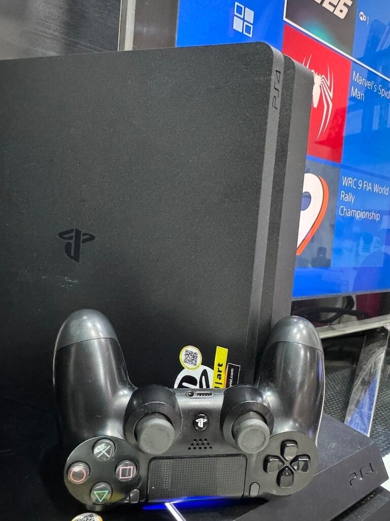 PS4 SLIM + PES21 GUNCEL KADRO + FC26 + GTA ++ OYUNLU PLAYSTATION - 3