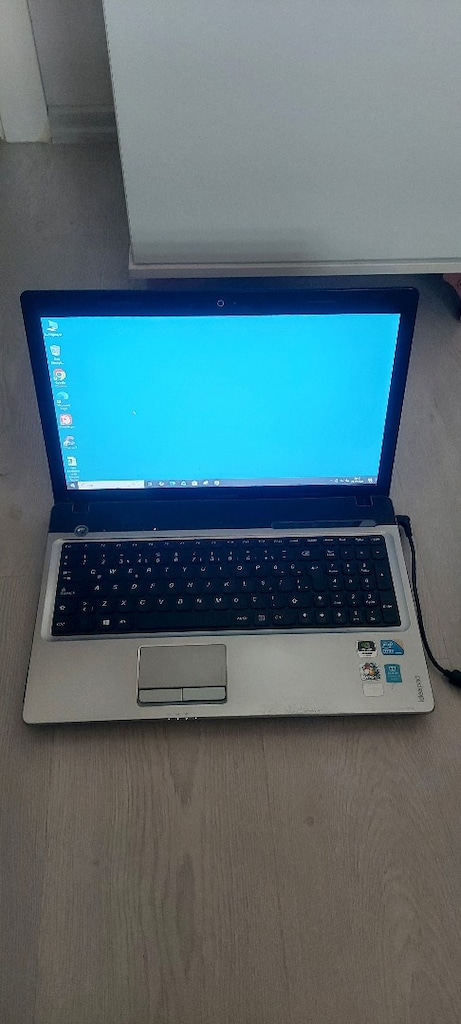 Lenovo IdeaPad notebook - 14