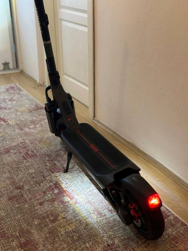 Segwey Max G3 scooter - 4