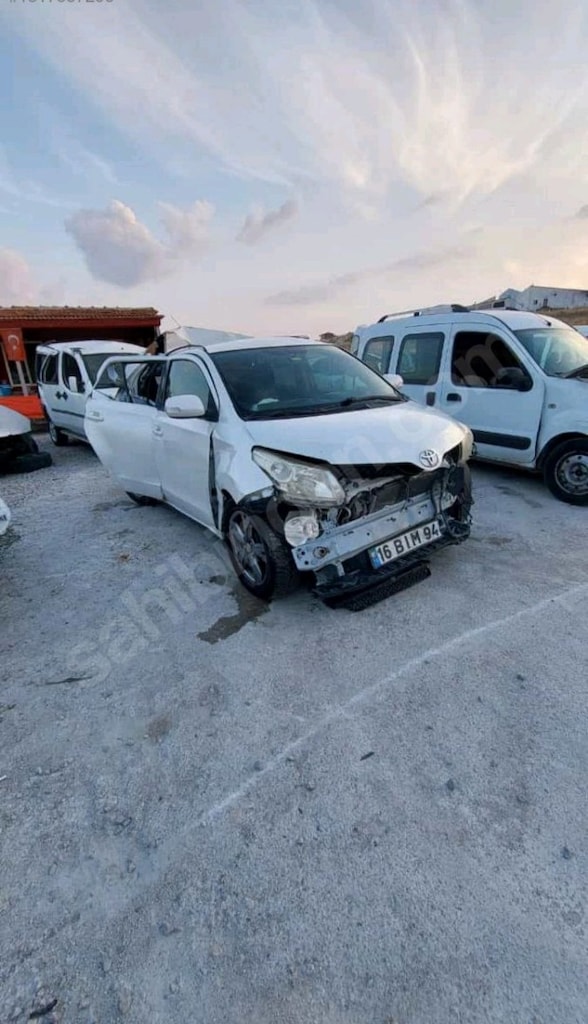Tek nokta hasarlı İlk kazası Toyota urban Cruiser - 8