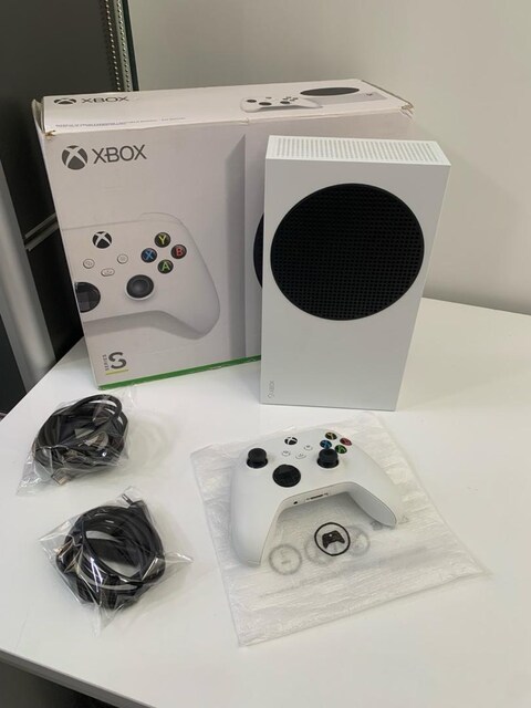 xbox Series S 512 Gb Orjinal Tek Kol Ve Kutulu 2022 üretim tarihli