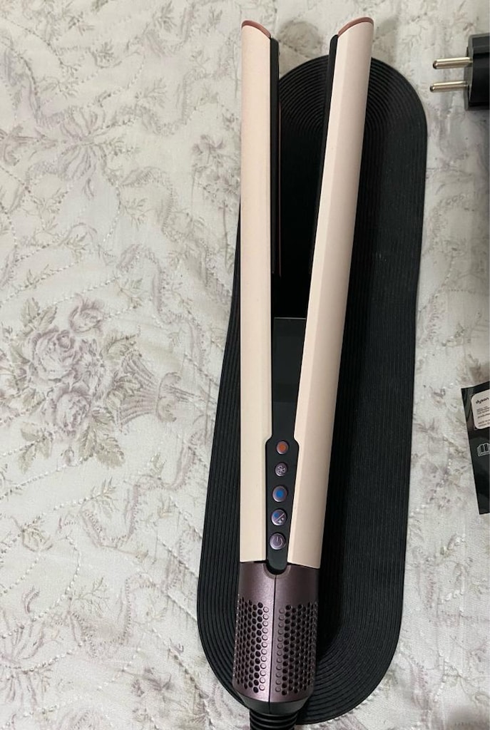 Dyson Airstrait (Rose Gold) - 2
