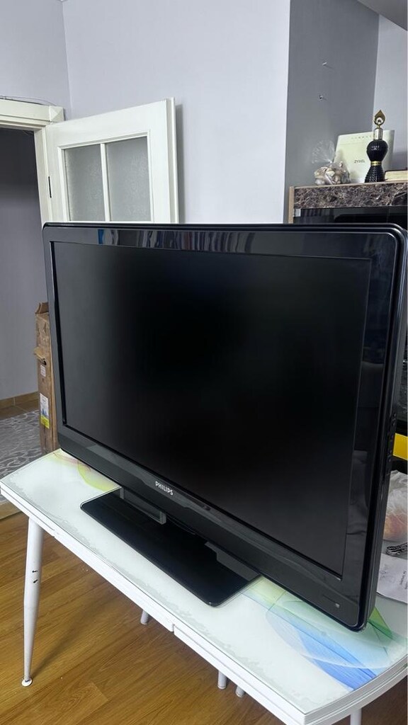106 HD Ekran tertemiz tv PHILİPS - 2