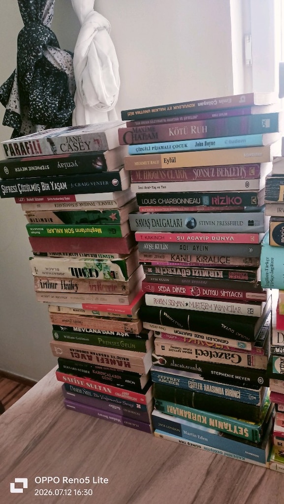 110 adet kitap - 9
