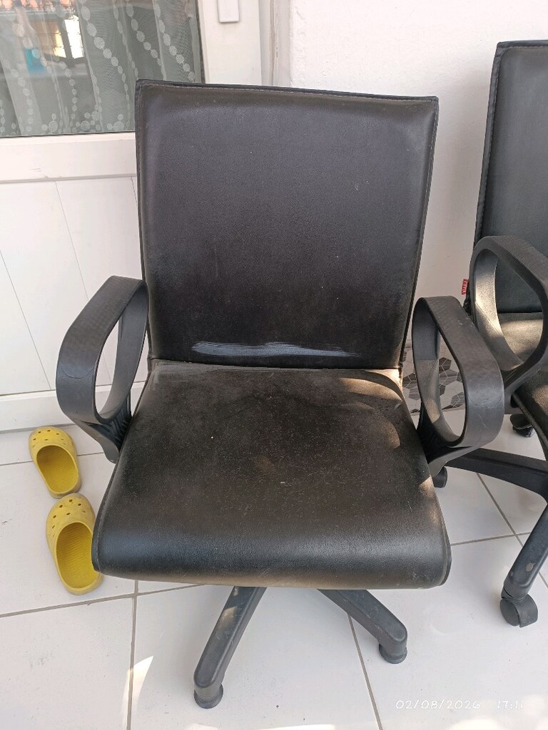 plastik sandalye parasına koktuk - 2