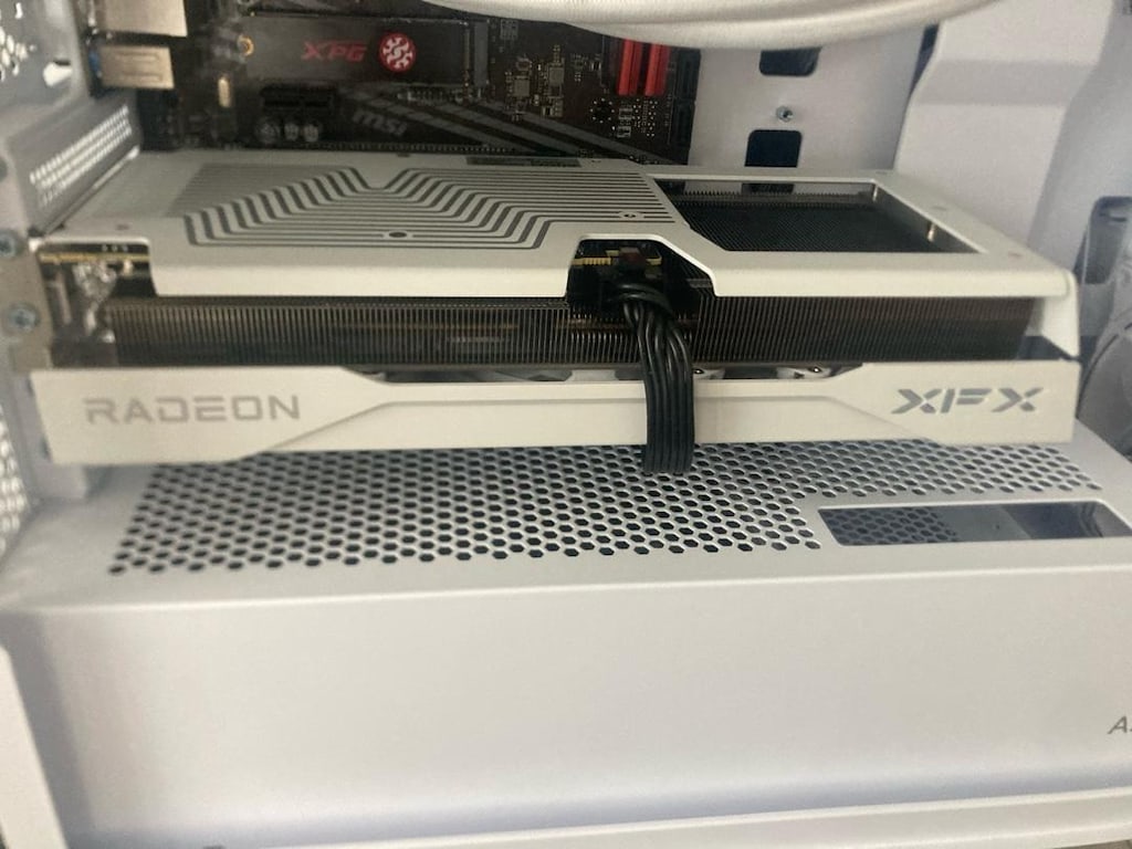 XFX AMD RADEON Rx 9060 xt White Oc 16Gb Ekran Kartı - 2