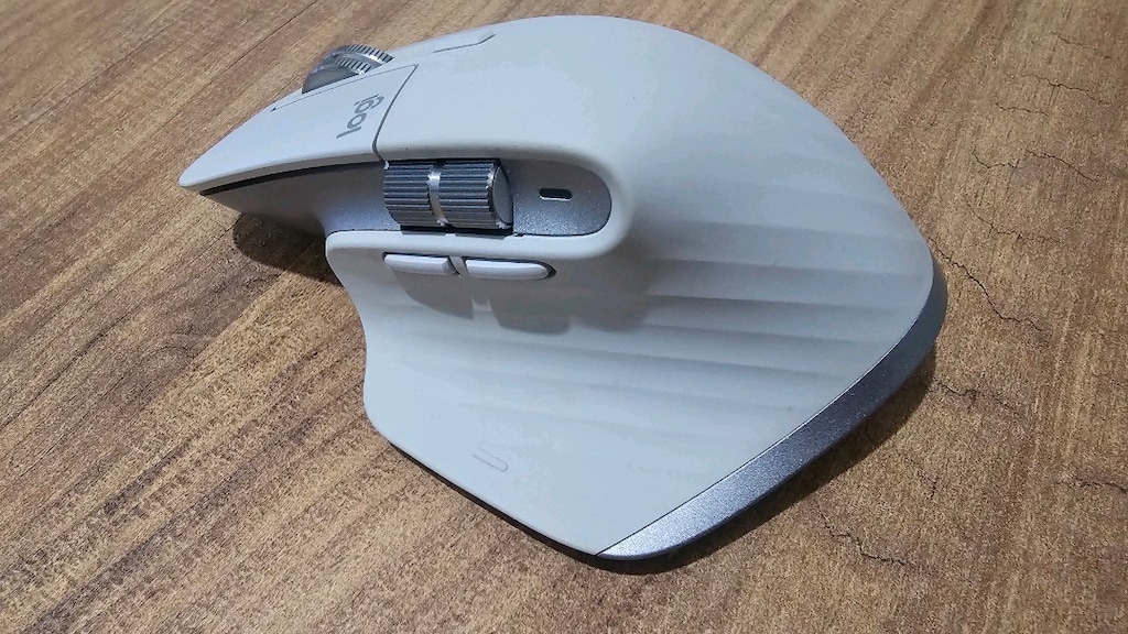 Logitech MX master 3S for mac - 4