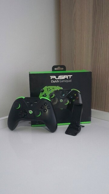 Pusat Cluth Gamepad